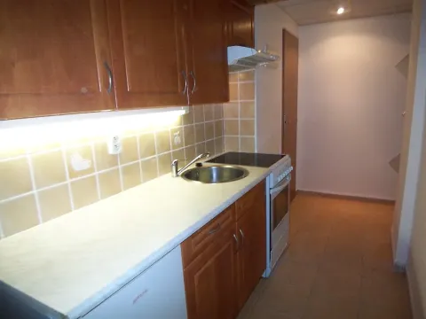 Pronájem bytu 1+kk, Praha - Vysočany, Spojovací, 23 m2