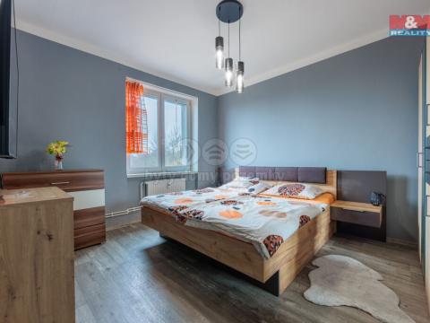 Prodej bytu 3+1, Bukovany, 84 m2