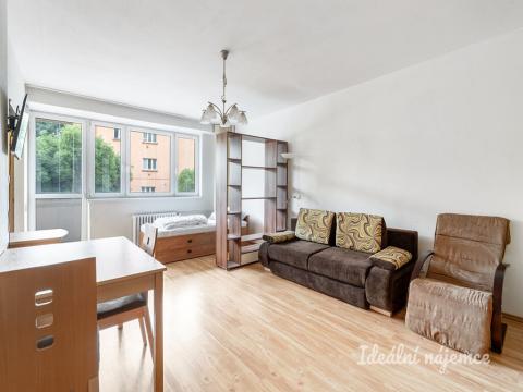 Pronájem bytu 1+kk, Praha - Braník, Nad přívozem, 37 m2
