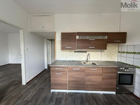 Pronájem bytu 2+1, Most, Čs. mládeže, 54 m2