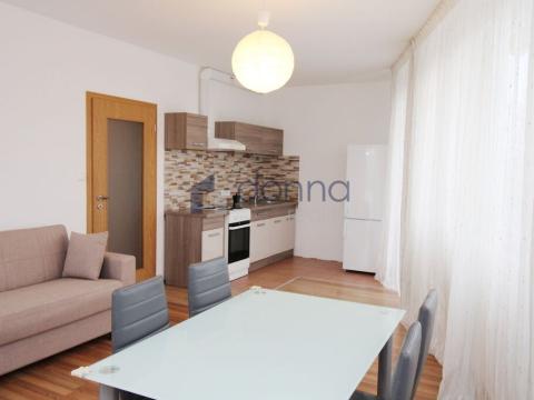 Pronájem bytu 3+kk, Praha, Březenská, 76 m2