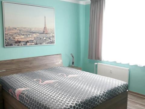 Prodej bytu 2+kk, Karlovy Vary - Stará Role, Karlovarská, 36 m2
