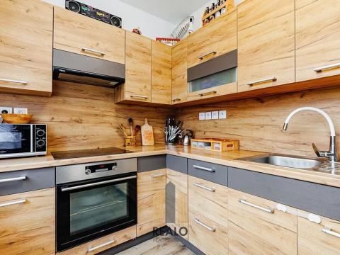 Prodej bytu 3+1, Třešť, Nerudova, 74 m2