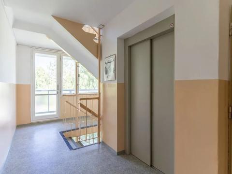 Pronájem bytu 2+kk, Praha - Čakovice, Ke stadionu, 49 m2