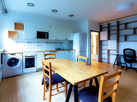 Pronájem bytu 2+kk, Praha - Holešovice, U městských domů, 48 m2