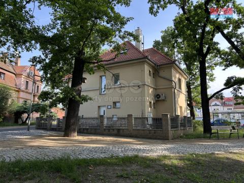Pronájem obchodního prostoru, Louny, Osvoboditelů, 31 m2