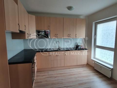Pronájem bytu 3+kk, Čelákovice, náměstí 5. května, 85 m2