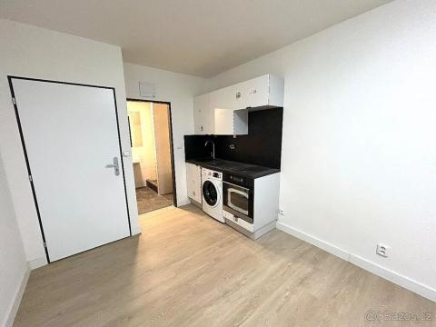 Pronájem bytu 1+kk, Praha - Vysočany, U vinných sklepů, 26 m2