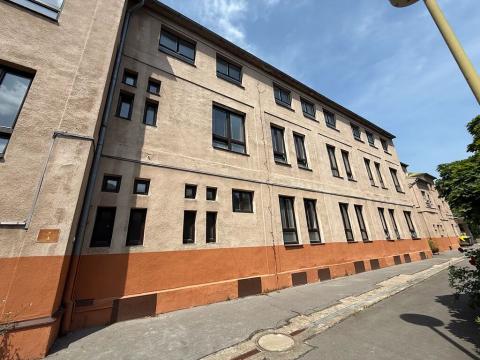 Pronájem kanceláře, Pardubice, Jana Palacha, 20 m2
