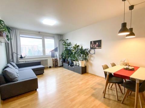 Pronájem bytu 3+kk, Praha, Mikulova, 64 m2