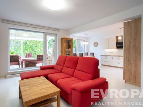 Prodej rodinného domu, Praha - Řeporyje, Dělená, 155 m2