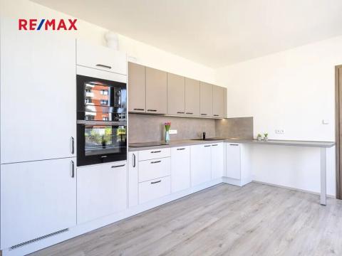 Prodej bytu 3+kk, Praha - Dolní Měcholupy, Kardausova, 74 m2