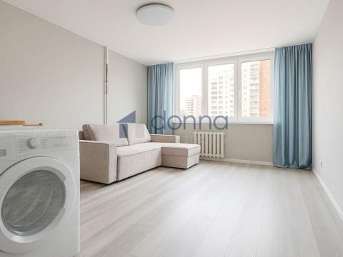 Pronájem bytu 1+kk, Praha, Děčínská, 25 m2