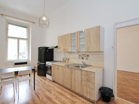 Pronájem bytu 2+1, Praha - Žižkov, Blahníkova, 69 m2