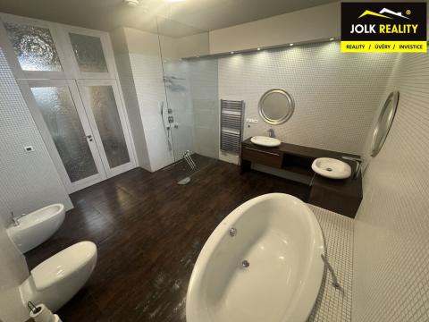 Pronájem bytu 3+kk, Opava, Horní náměstí, 213 m2