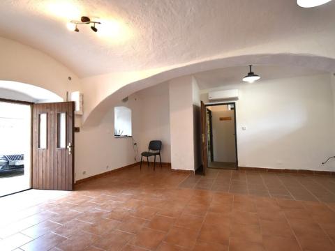 Pronájem kanceláře, Plzeň - Doudlevce, Zborovská, 65 m2