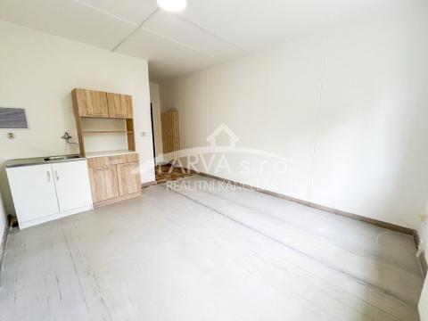 Prodej bytu 1+kk, Rokycany - Střed, Josefa Knihy, 21 m2