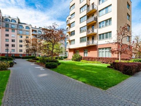 Prodej bytu 2+kk, Praha - Vinohrady, U Zvonařky, 116 m2