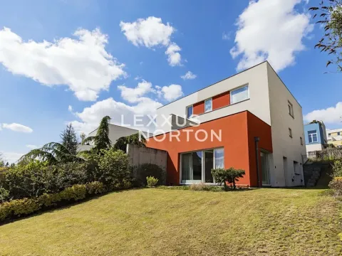 Pronájem rodinného domu, Praha - Dejvice, Štiplova, 219 m2