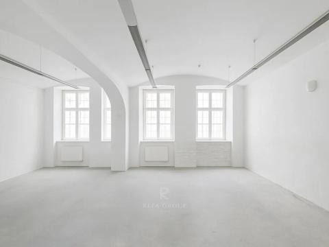 Pronájem obchodního prostoru, Praha - Nové Město, Malá Štěpánská, 202 m2