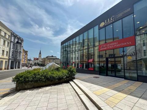 Pronájem kanceláře, Opava, náměstí Republiky, 277 m2