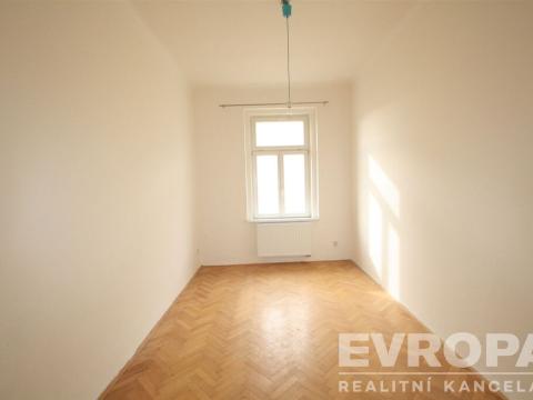 Pronájem bytu 2+1, Praha - Vinohrady, Rybalkova, 73 m2