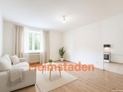 Pronájem bytu 1+kk, Havířov - Město, Hlavní třída, 38 m2