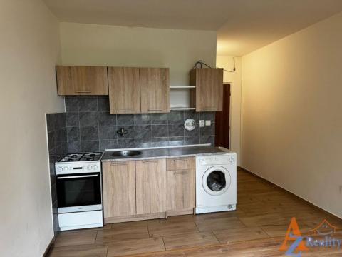 Pronájem bytu 1+1, Chomutov, Kyjická, 40 m2