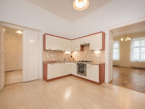 Pronájem bytu 2+1, Praha, Malátova, 92 m2