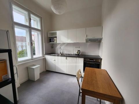 Pronájem bytu 2+1, Praha - Vinohrady, Rumunská, 56 m2