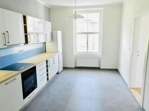 Pronájem bytu 3+kk, Praha - Žižkov, Fibichova, 80 m2