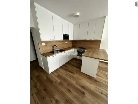 Pronájem bytu 2+kk, Slušovice, Dlouhá, 55 m2