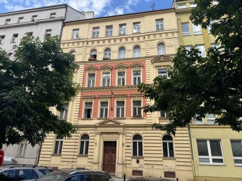 Prodej bytu 2+1, Praha - Vinohrady, Sázavská, 66 m2