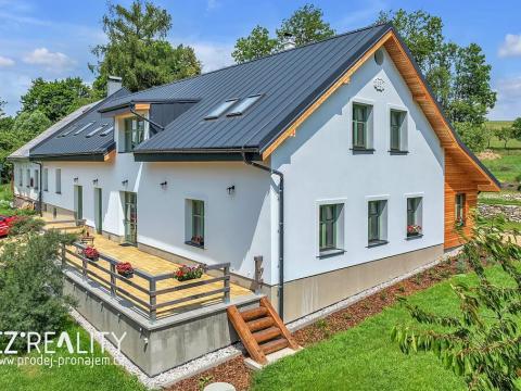 Prodej vícegeneračního domu, Počítky, 424 m2