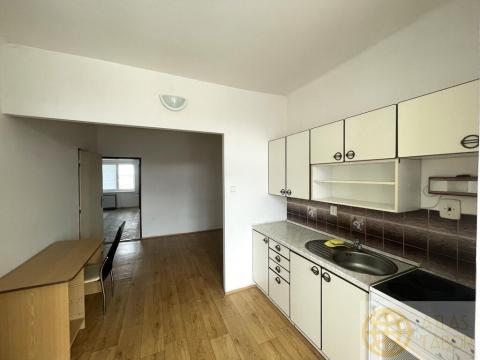 Pronájem bytu 2+1, Tábor, Chocholouškova, 56 m2