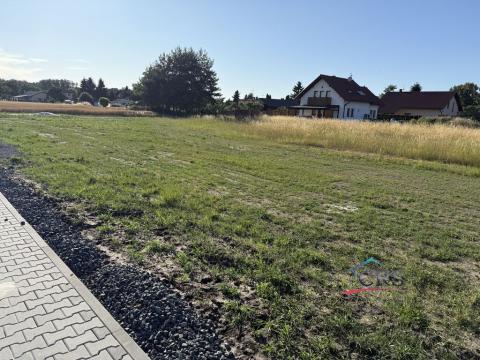 Prodej pozemku pro bydlení, Sány, 972 m2