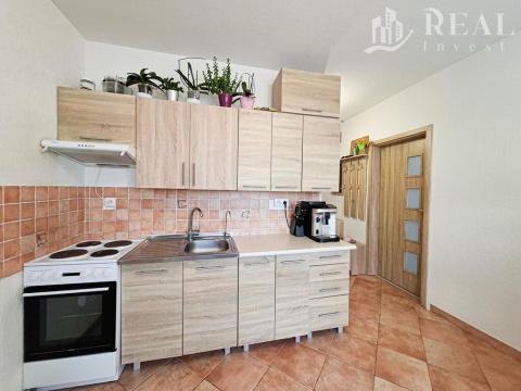 Pronájem bytu 1+1, Chomutov, Jirkovská, 35 m2