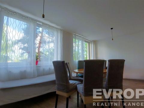Pronájem bytu 2+kk, Praha - Strašnice, Limuzská, 52 m2