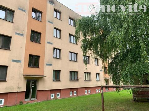 Pronájem bytu 2+1, Hradec Králové - Slezské Předměstí, Sládkova, 60 m2