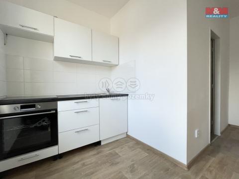 Pronájem bytu 1+1, Klášterec nad Ohří - Miřetice u Klášterce nad Ohří, Chomutovská, 33 m2
