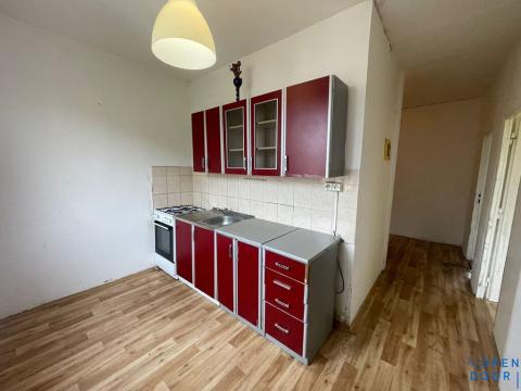 Pronájem bytu 2+1, Kadaň, U Stadionu, 51 m2