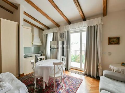 Pronájem bytu 1+kk, Praha - Vinohrady, Italská, 49 m2