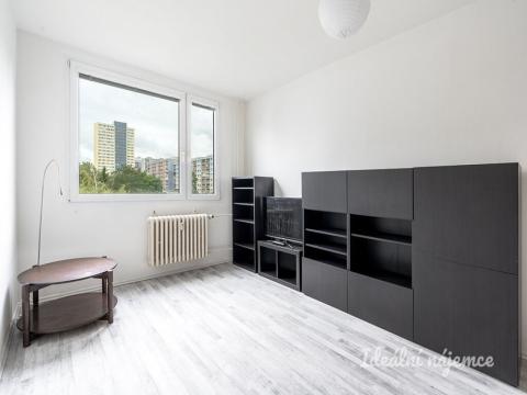Pronájem bytu 2+kk, Praha - Háje, Štichova, 42 m2
