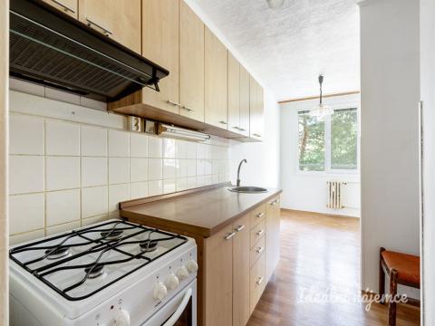 Pronájem bytu 3+1, Praha - Horní Měcholupy, Parmská, 72 m2