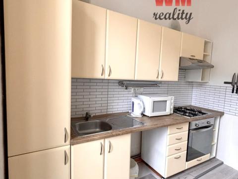 Pronájem bytu 2+1, Karlovy Vary, Moskevská, 43 m2