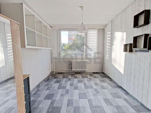 Prodej bytu 3+1, Kladno, Norská, 76 m2