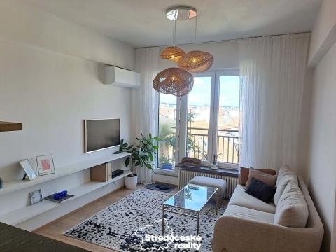 Pronájem bytu 2+kk, Praha - Holešovice, Veverkova, 40 m2