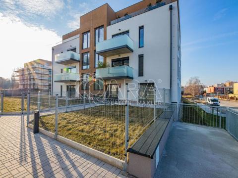 Pronájem bytu 2+kk, Praha, Pekařova, 50 m2