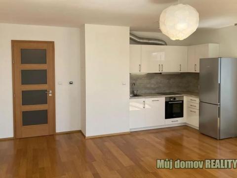 Pronájem bytu 2+kk, Praha - Holešovice, Komunardů, 65 m2
