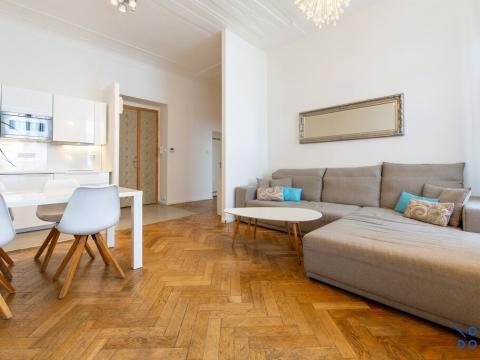 Pronájem bytu 2+kk, Praha - Malá Strana, Újezd, 59 m2